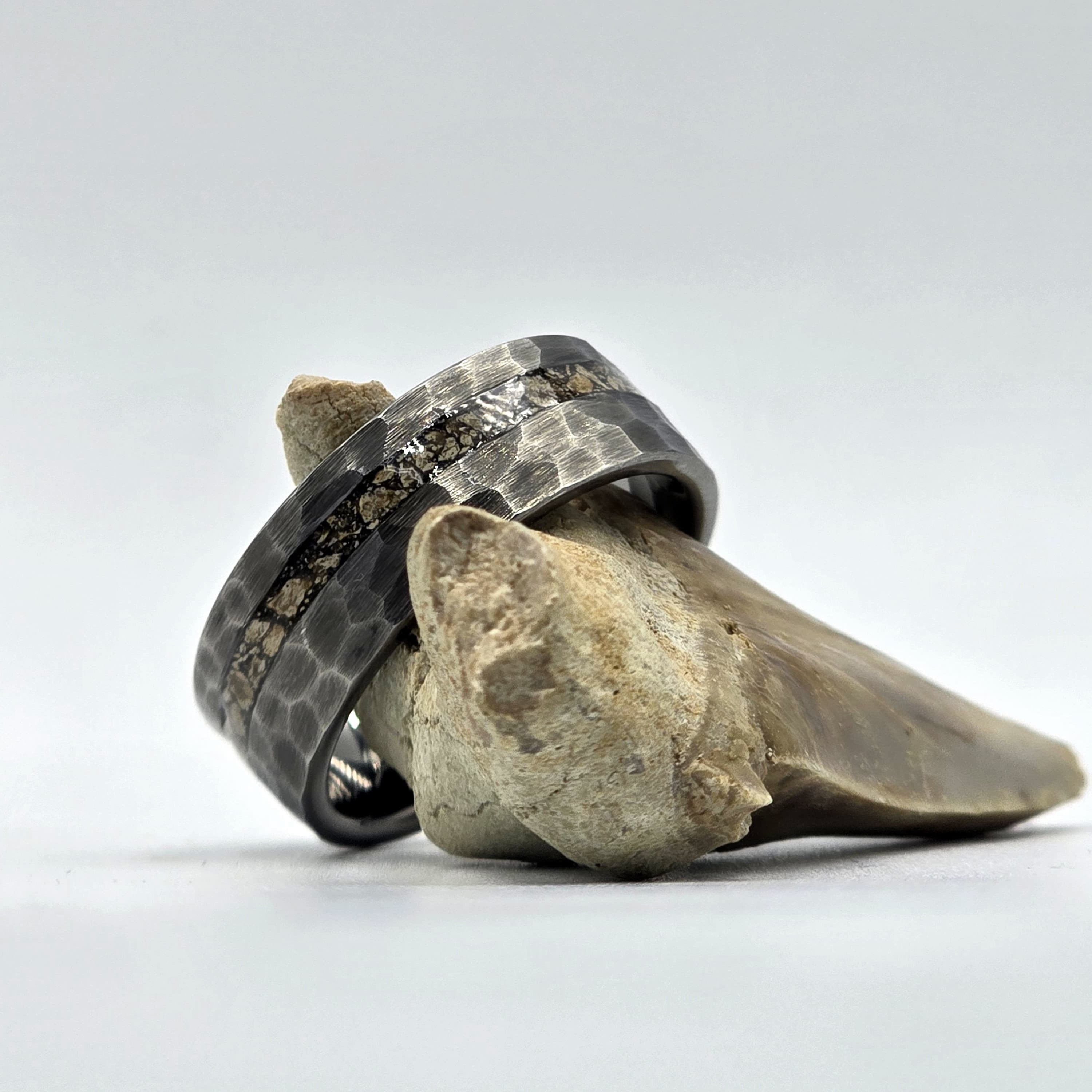 Jaws - Megalodon Tooth set in Dim Grey