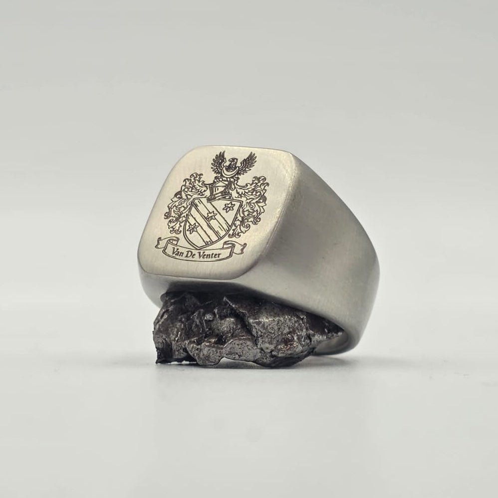 The Dynasty - Your Family Crest Ring