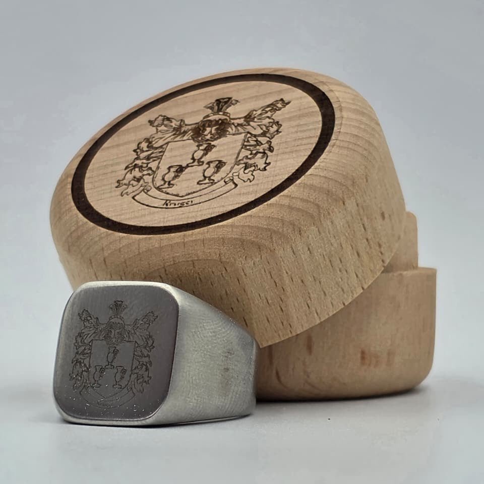 The Dynasty - Your Family Crest Ring