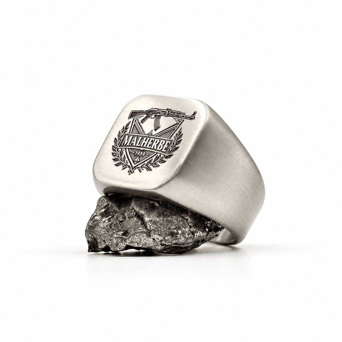 The Dynasty - Your Family Crest Ring