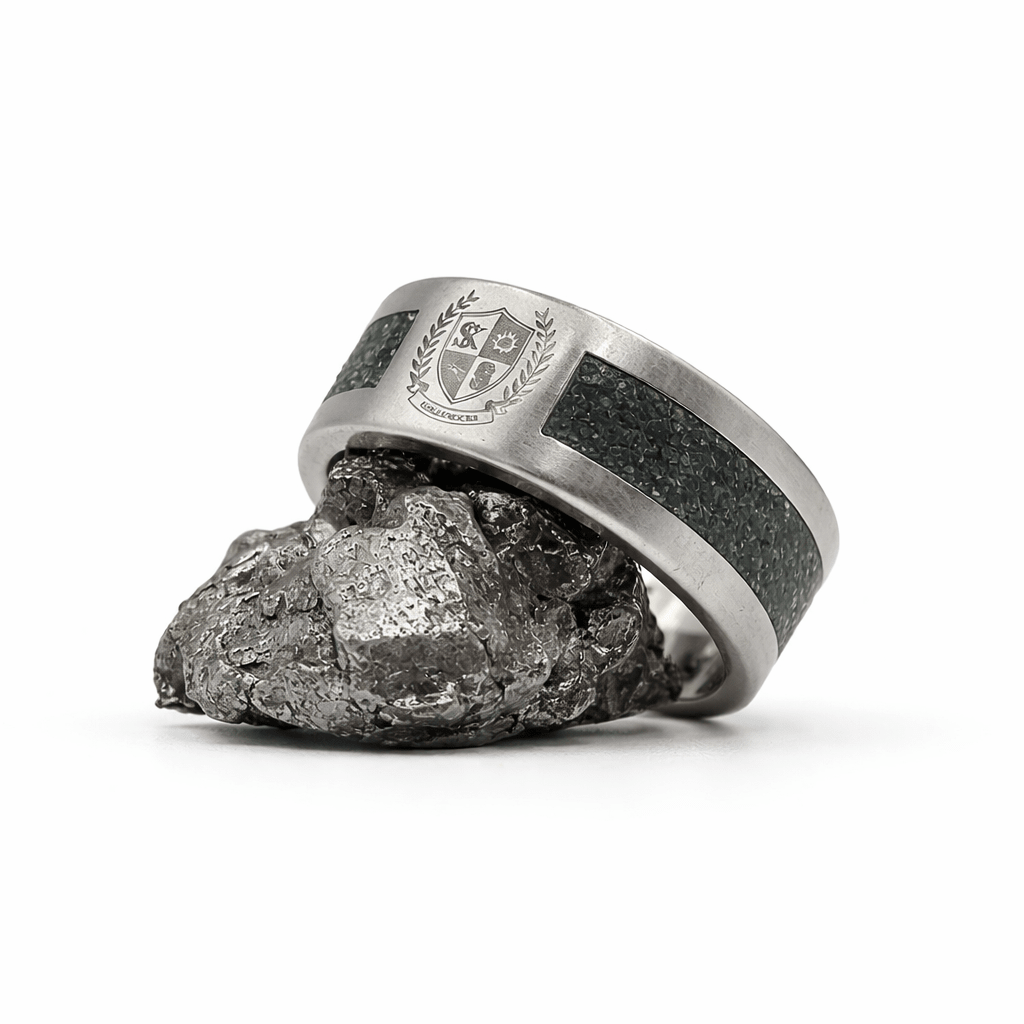 The Oath keeper - Family Crest & Your Choice Of Inlay