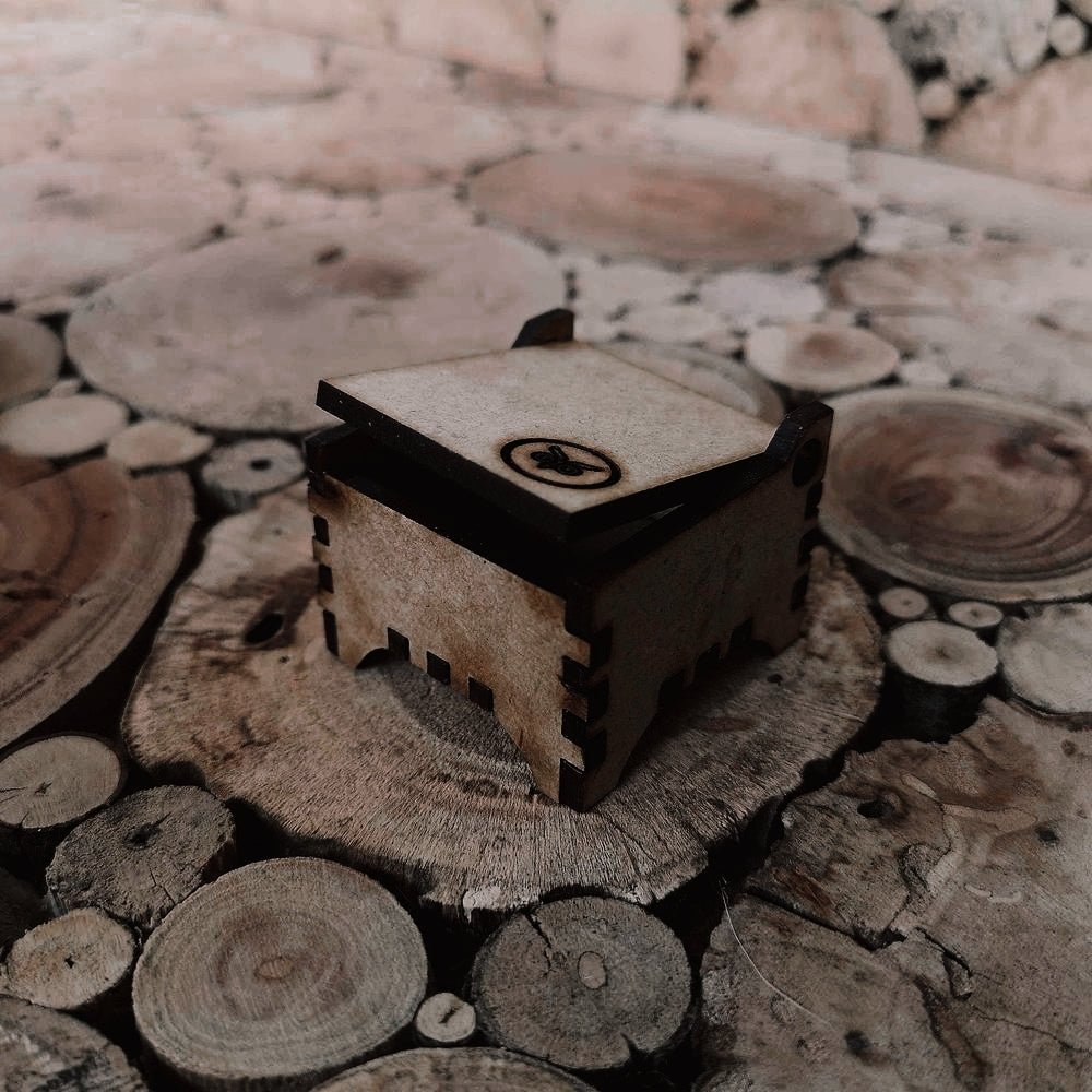 Captain America - Turquoise & Red Resin Men's Tungsten Ring