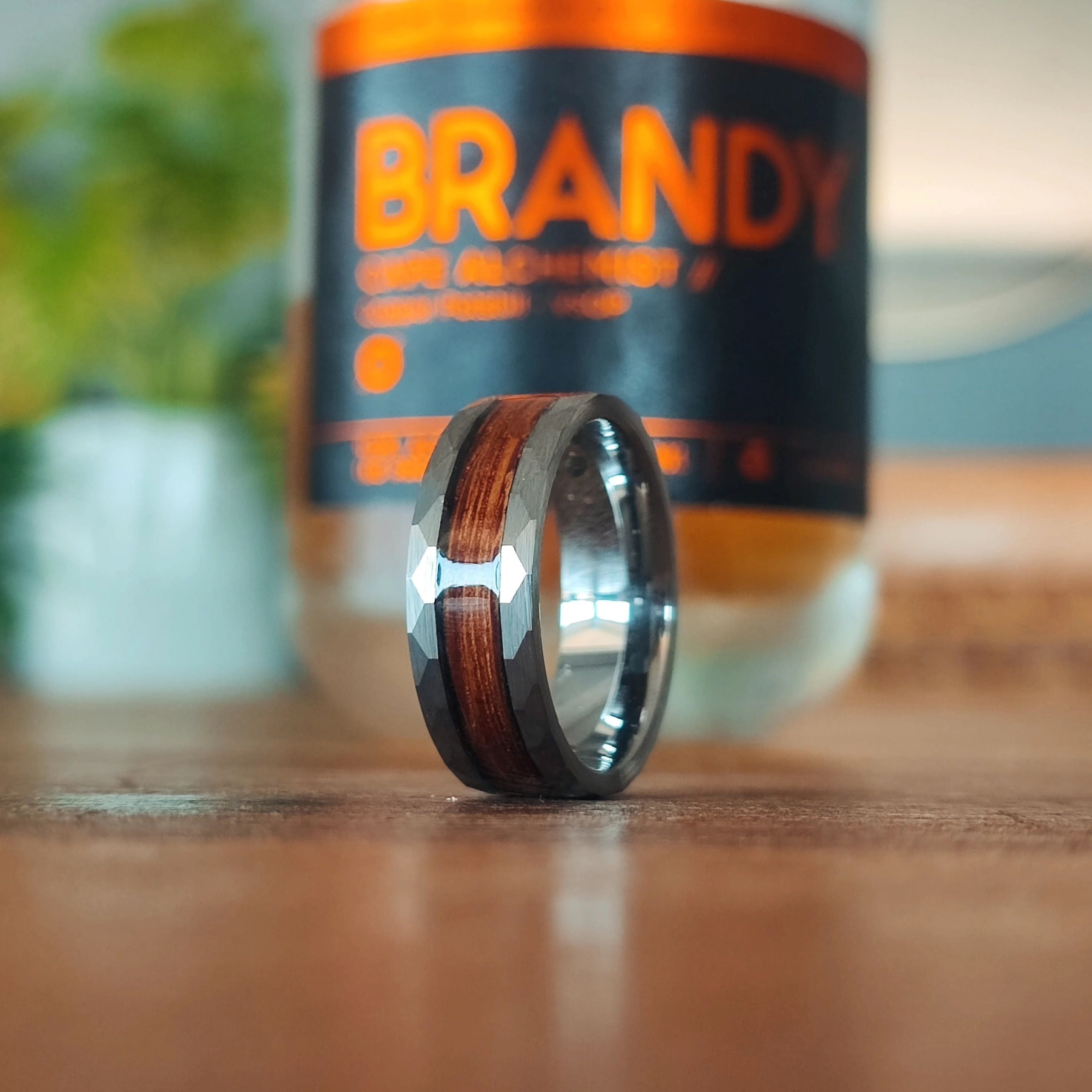 Die Dagdronk (New) - Brandy Infused Wood & Tungsten Ring