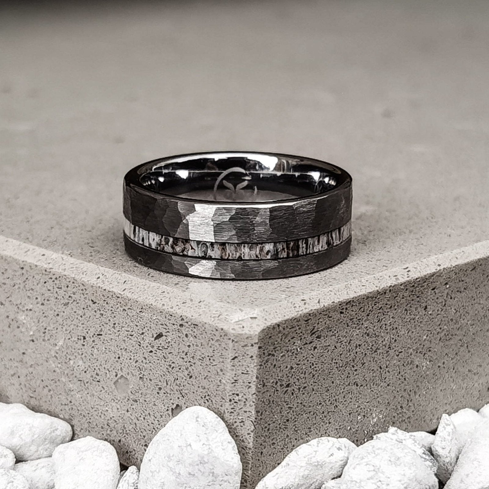 Iris & Thor Hammered