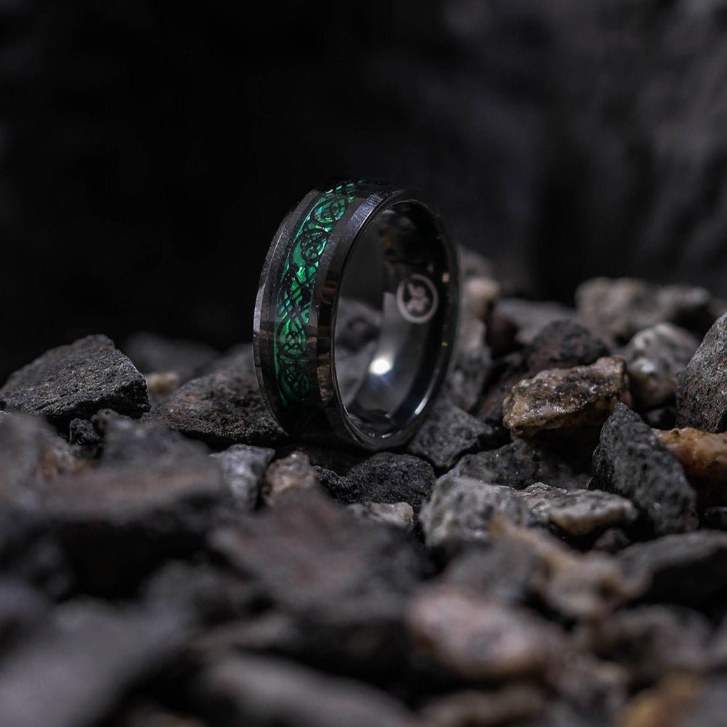 Loki - Green Pearl Men's Tungsten Ring