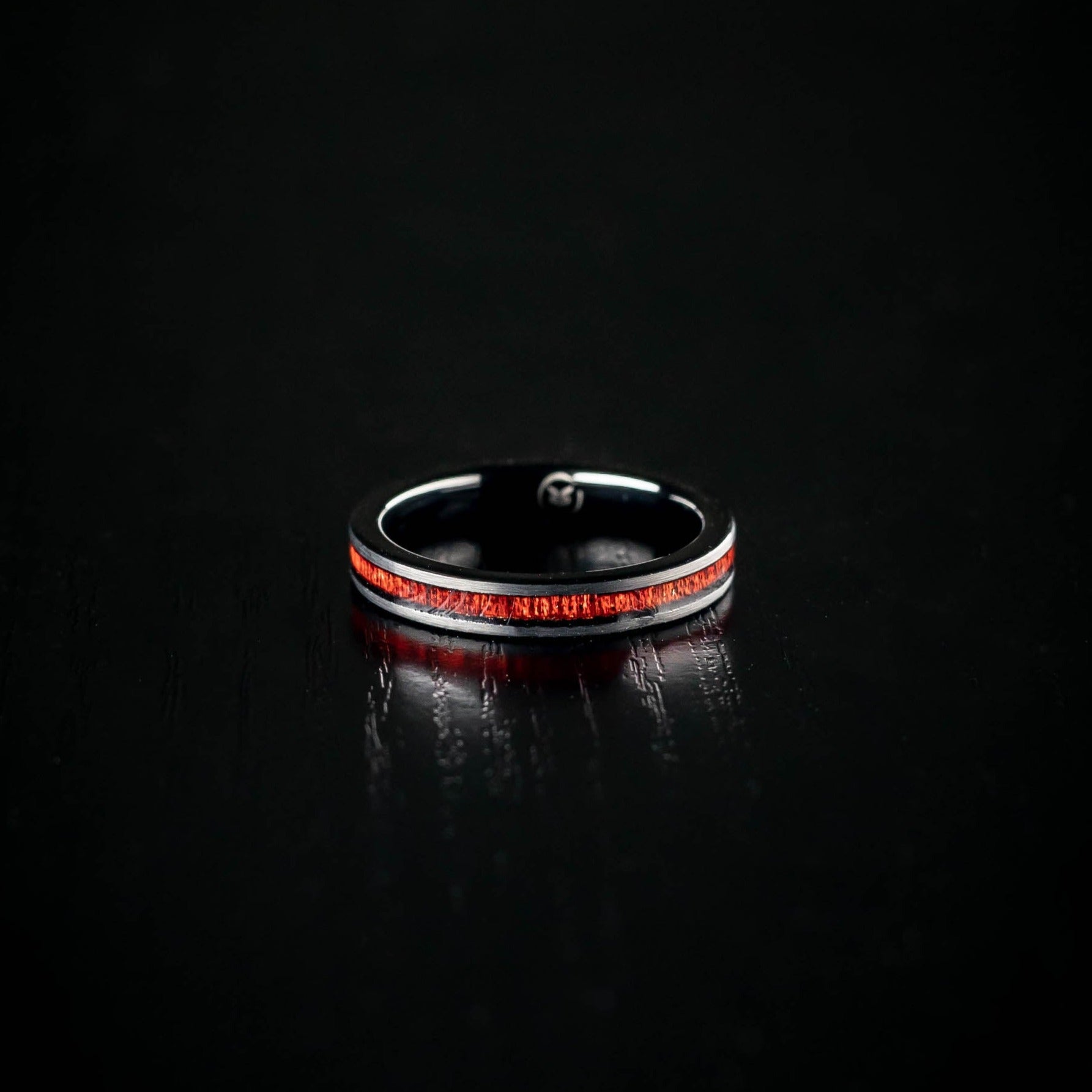 Luke Skywalker Ladies - Black Tungsten & Rosewood Ring