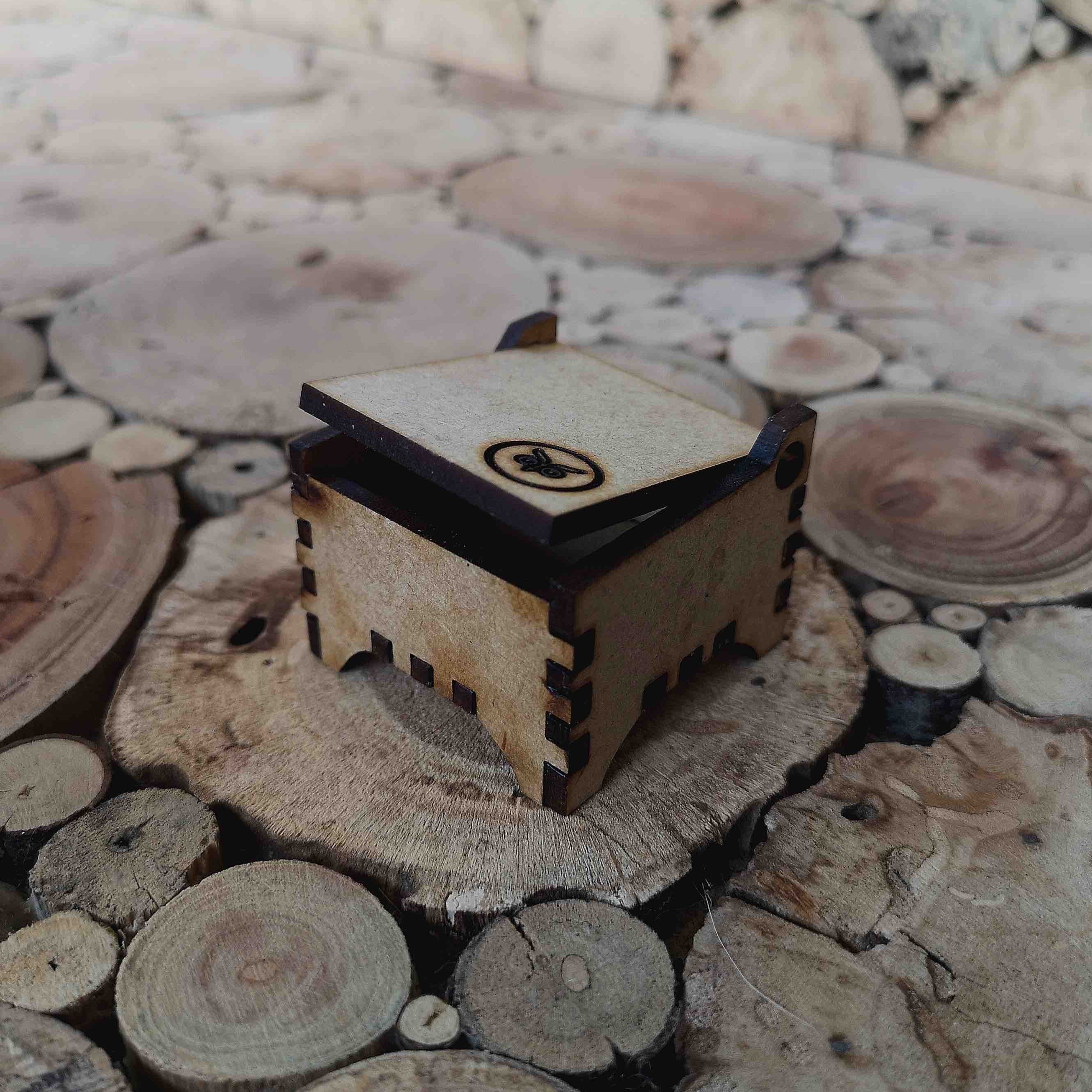 Red Moon - Meteorite & Rosewood Men's Tungsten Ring