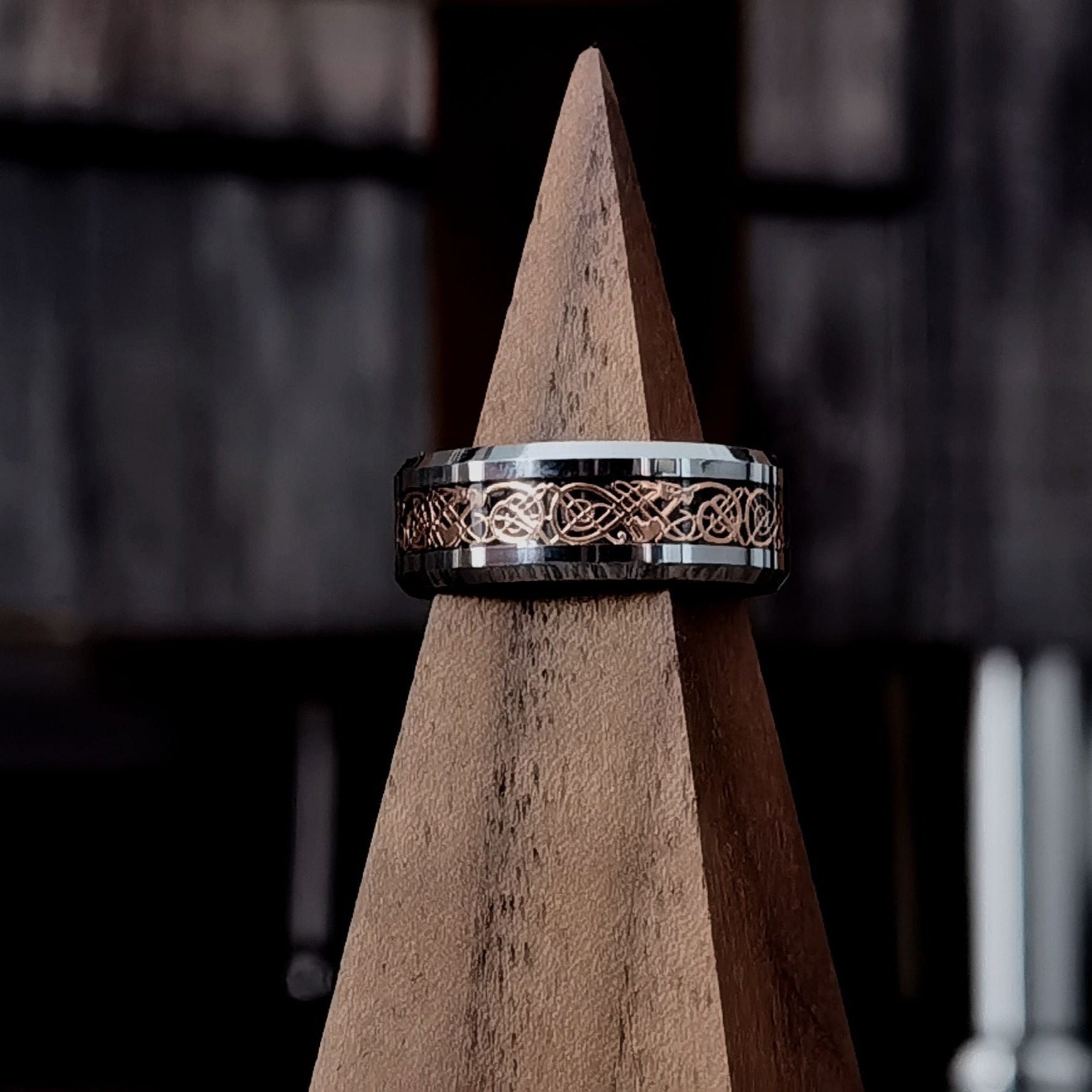 The Revolver - Shiny Men's Tungsten Ring with Rose gold Artwork