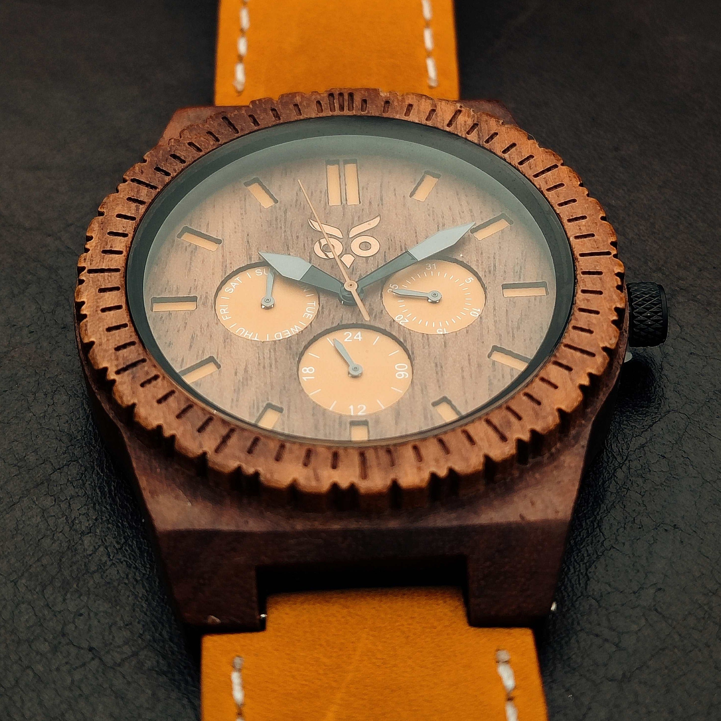 Wolverine - Walnut Wooden Watch
