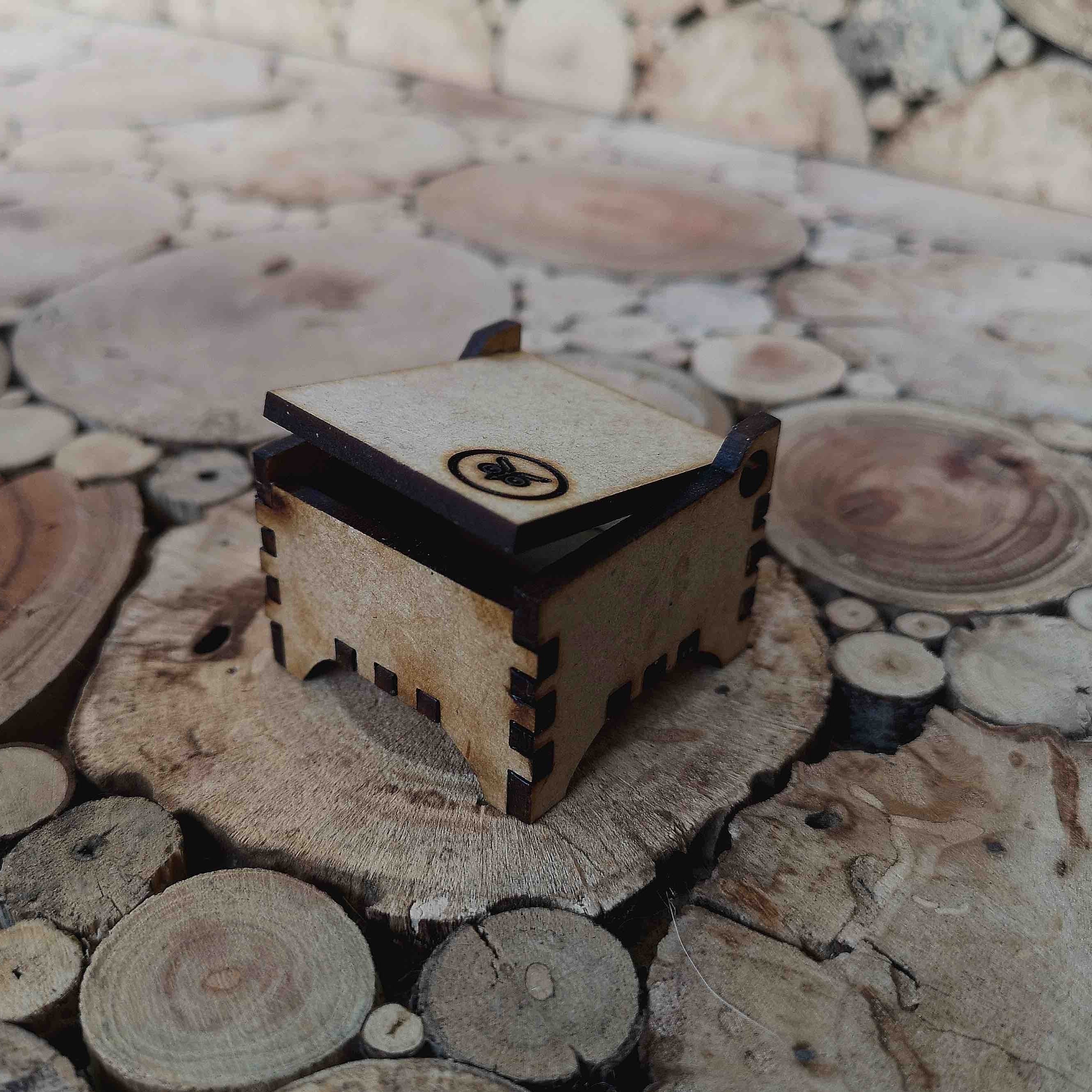 Yellow Gold - Rosewood Men's Tungsten Ring