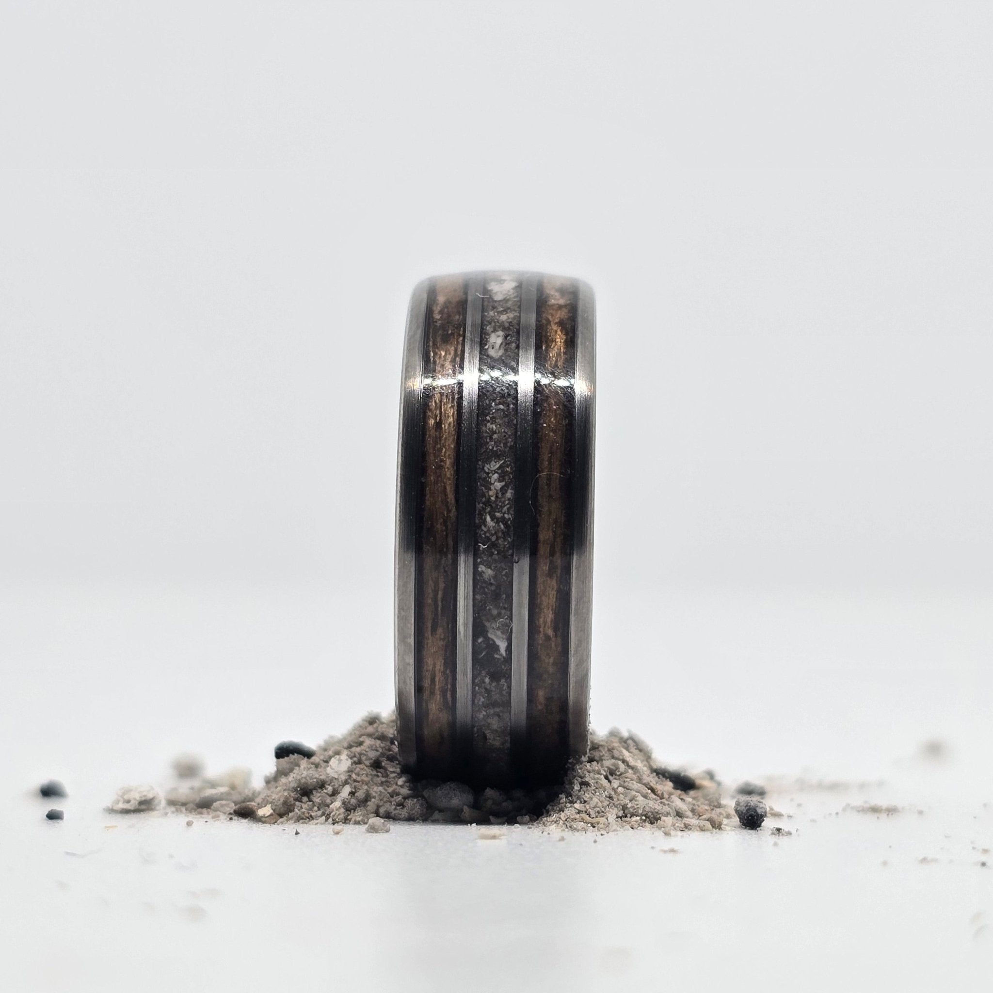 The Eternal Tribute Ring – Your Loved One’s Ash and Wood - Touchwood