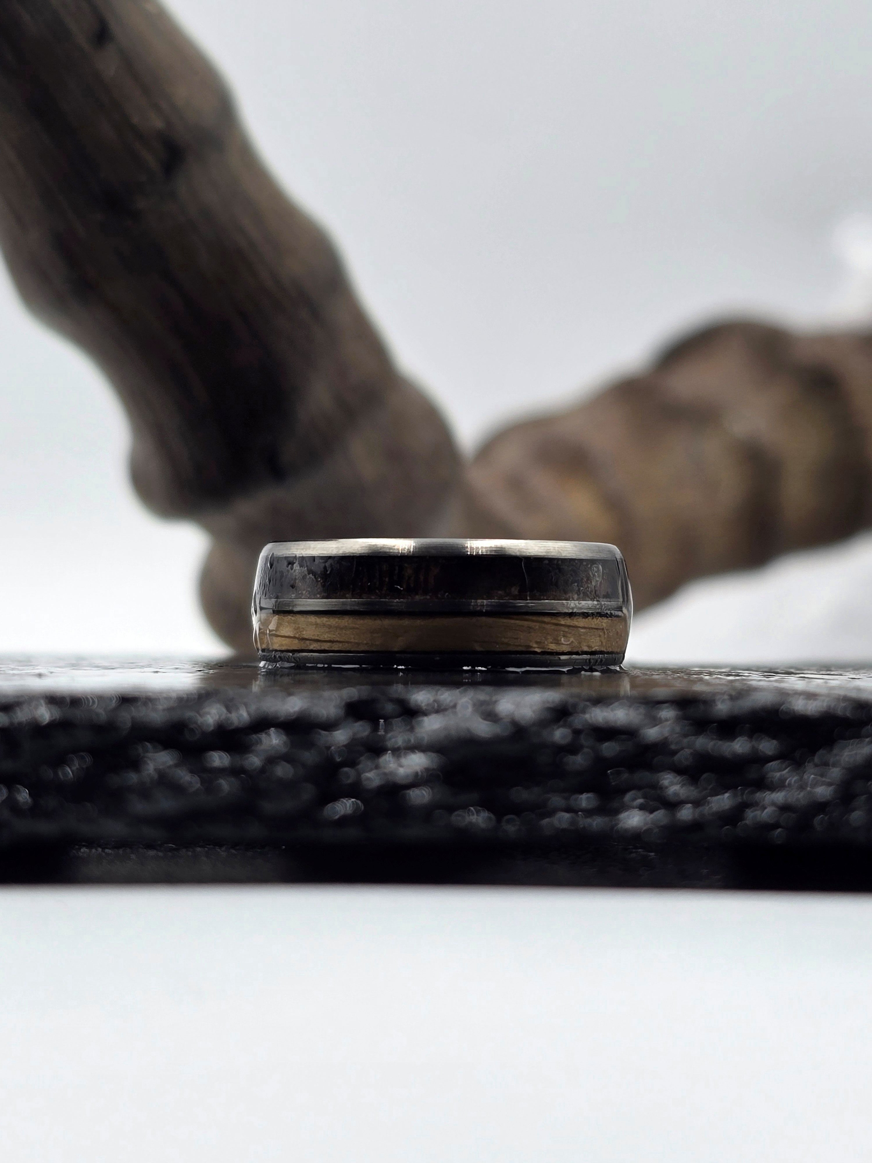 Kudu Horn & Wood tungsten ring