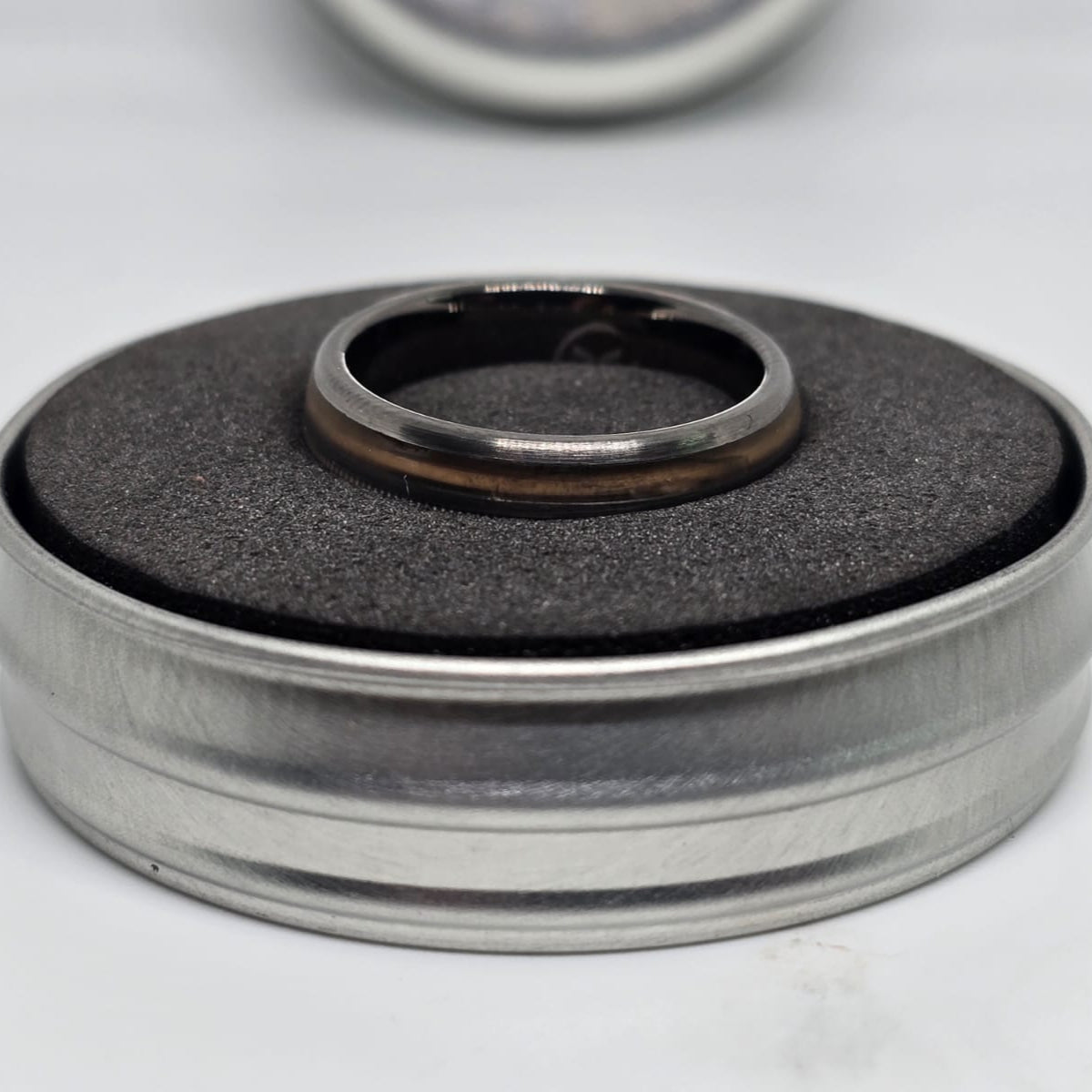 Silver Ring Tin (Optional)