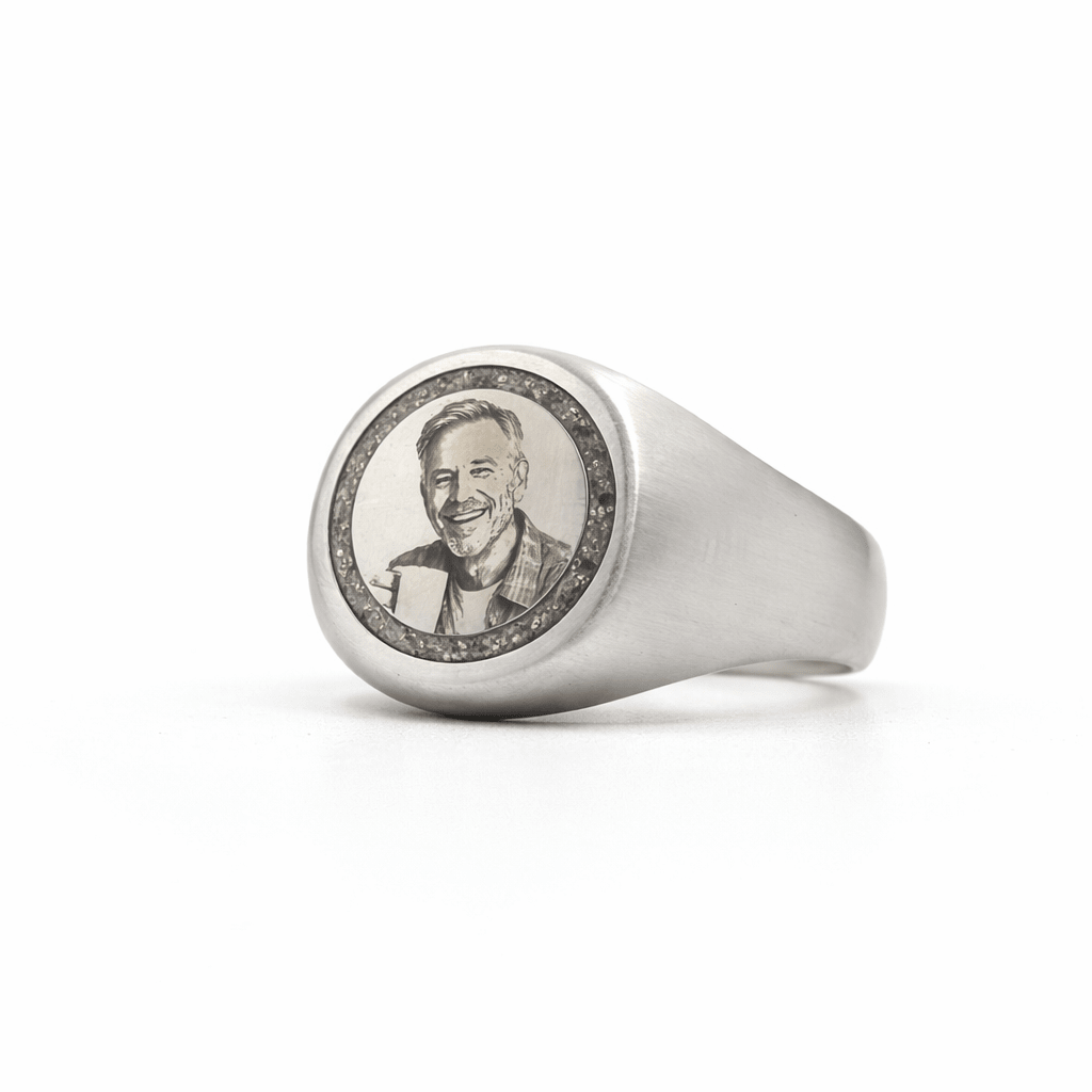 The Eternal Core - Ashes & Portrait ring