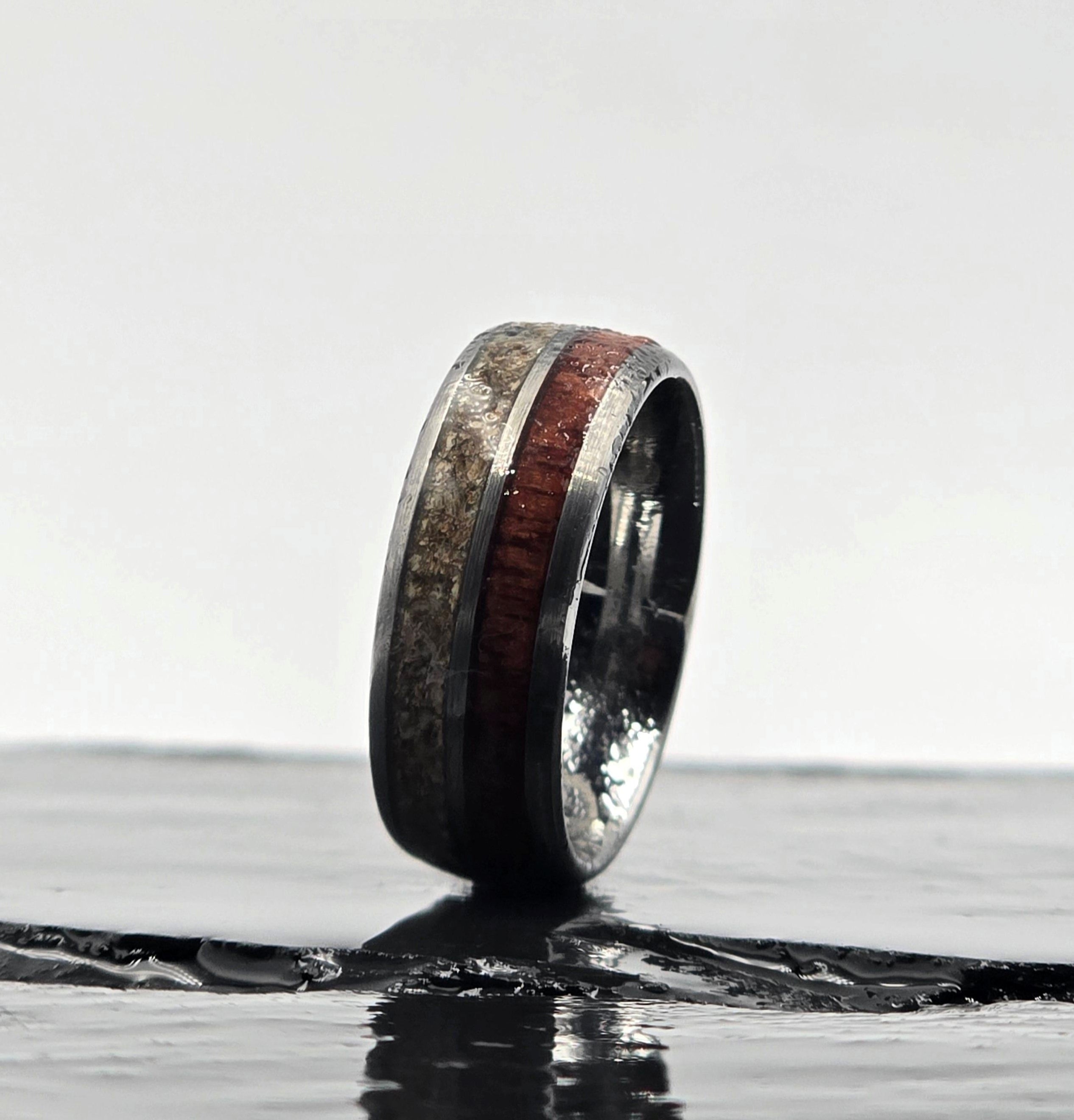 The Iron Claw - Dinosaur Bone & Rosewood (Limited Edition)