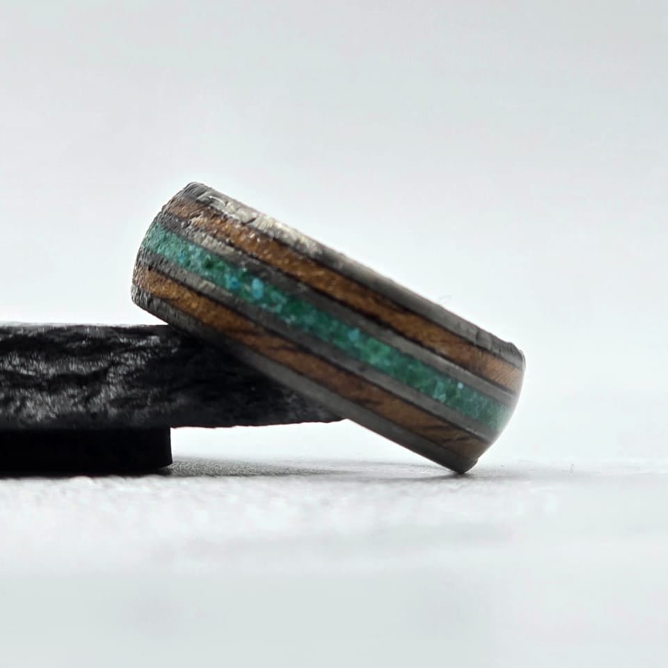 The Mamoa - Malachite & Sapele wood