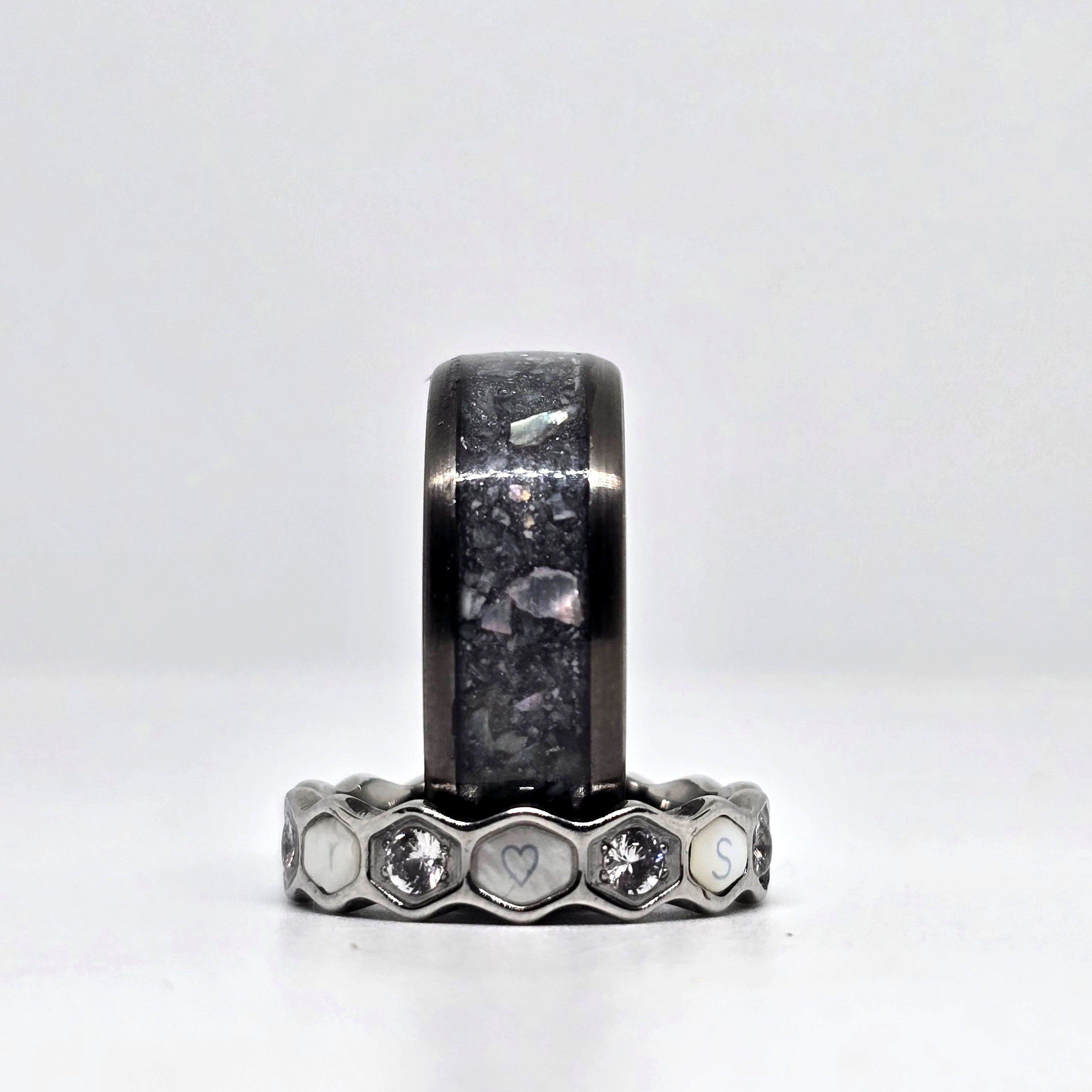 The Oyster (New) - Abalone & Dim Grey (Free Honeycomb Ring, limited deal)