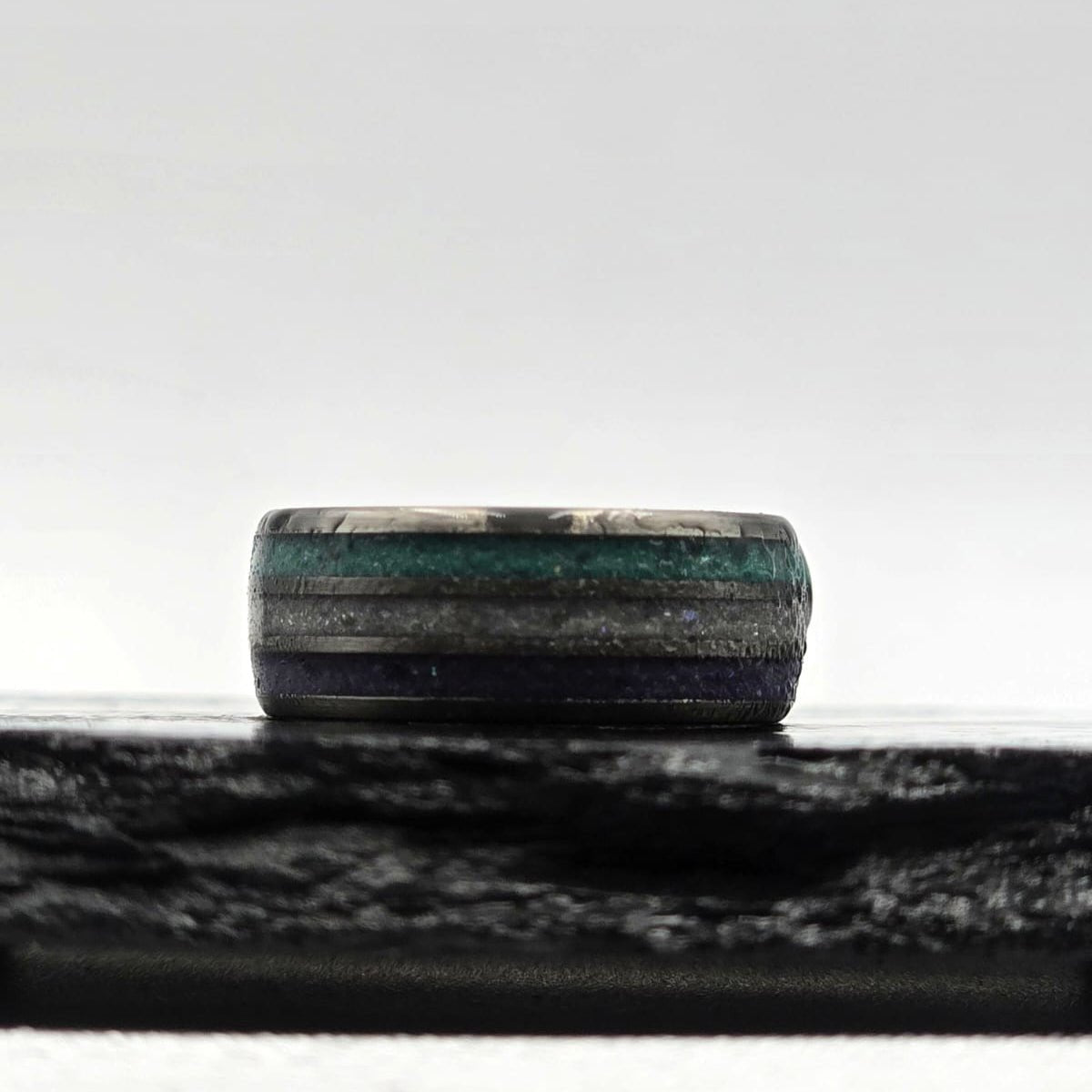 Tropical Thunder - Crushed Abalone