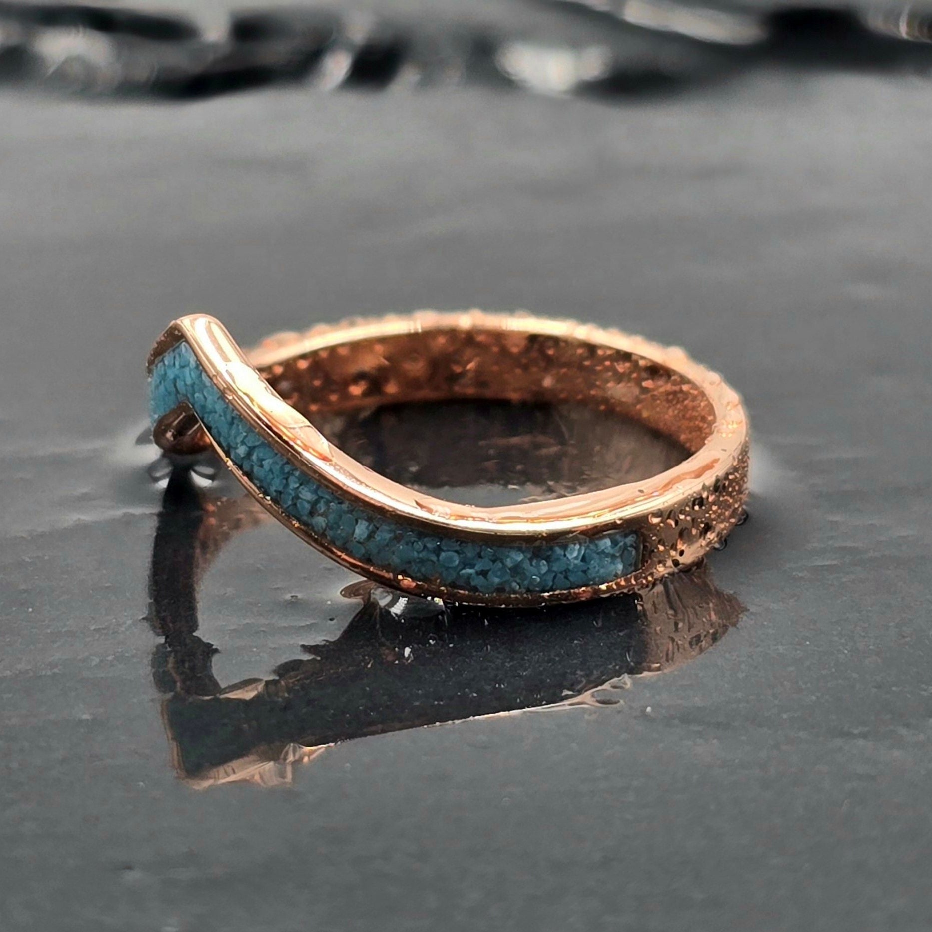 Wonder Woman - Rose gold Crushed Turquoise Womens Ring